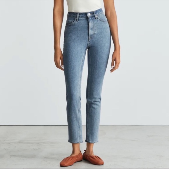 Everlane Denim - Everlane The Cheeky Jean. Size: 26 regular